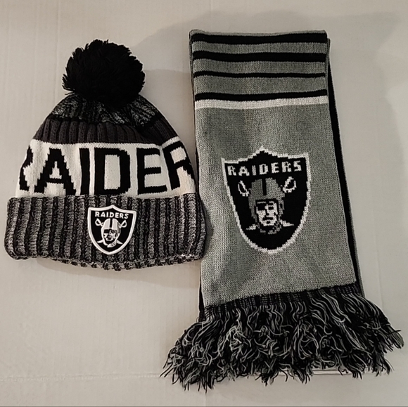 NFL Las Vegas Raiders Knit Beanie And Scarf - Picture 1 of 9
